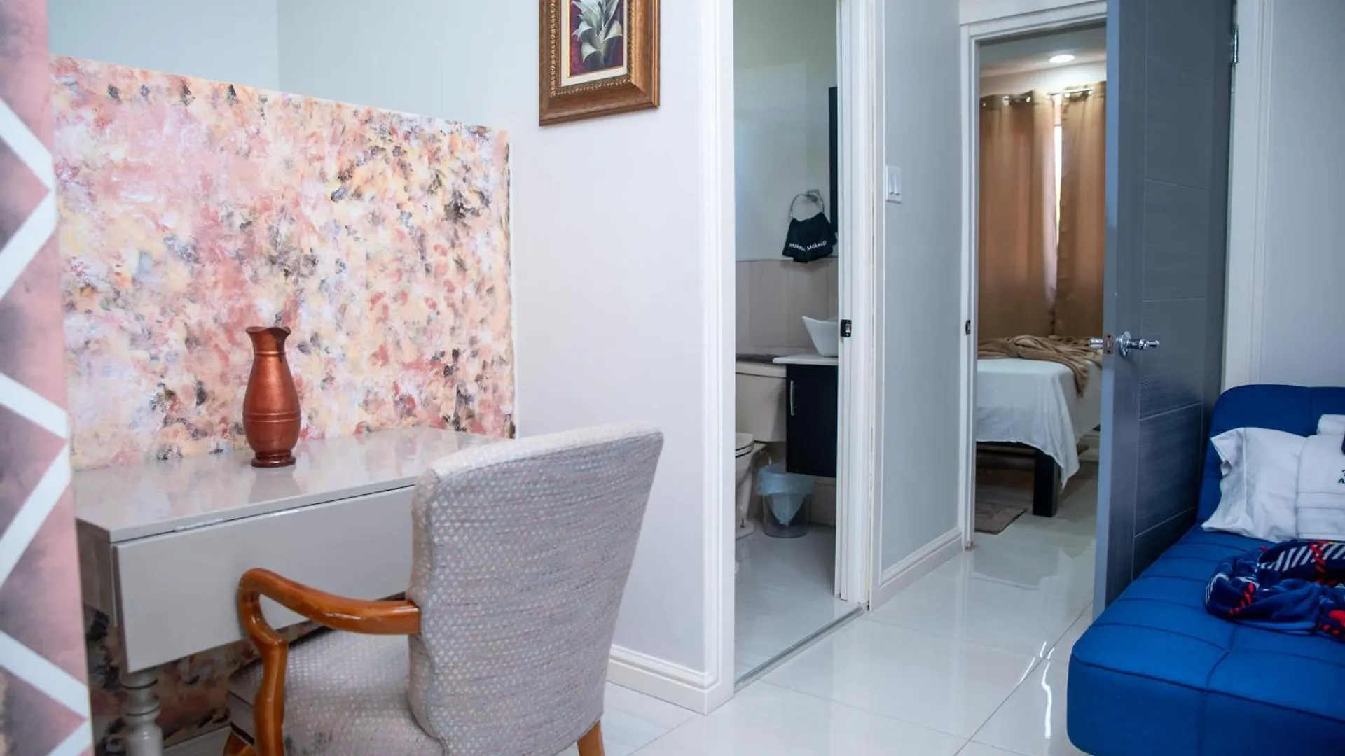 Top Bay Apartments - All 5 Units Montego Bay