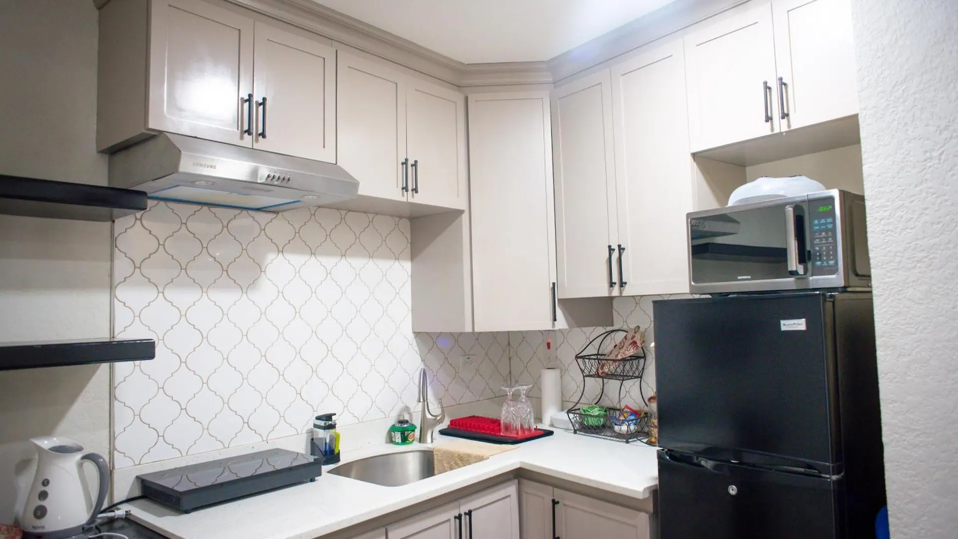 Top Bay Apartments - All 5 Units Montego Bay