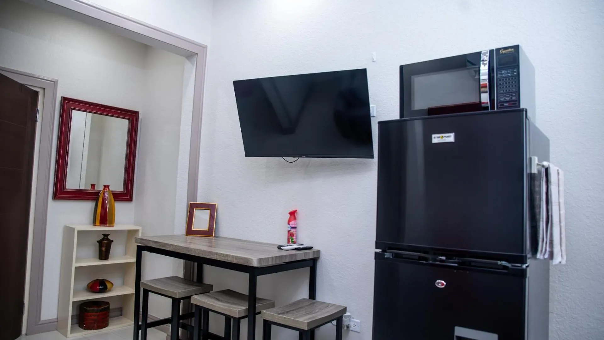 Top Bay Apartments - All 5 Units Montego Bay Giamaica
